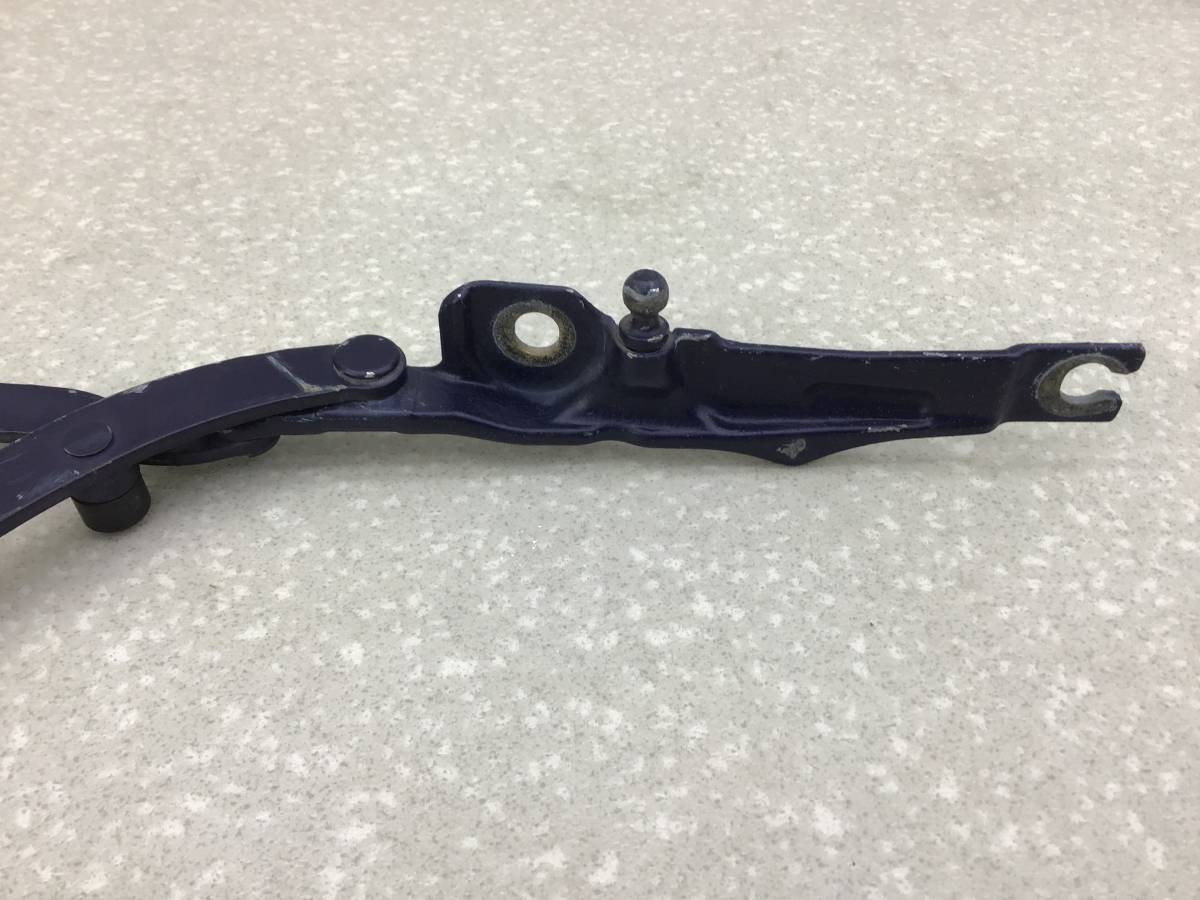 Петля крышки багажника BMW 3-series E46 1998-2005 Петля крышки багажника BMW 3-series E46 1998-2005