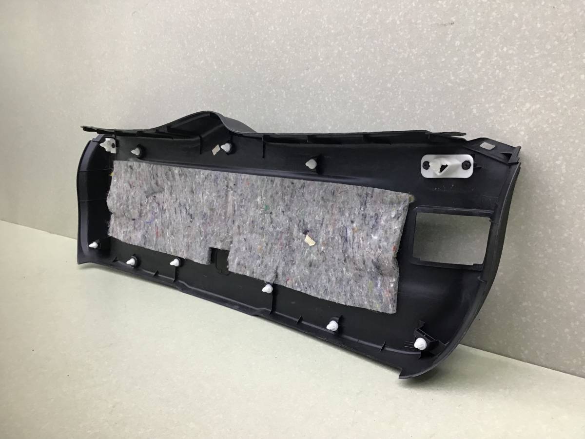 Обшивка двери багажника Subaru Impreza (G12) 2007-2012