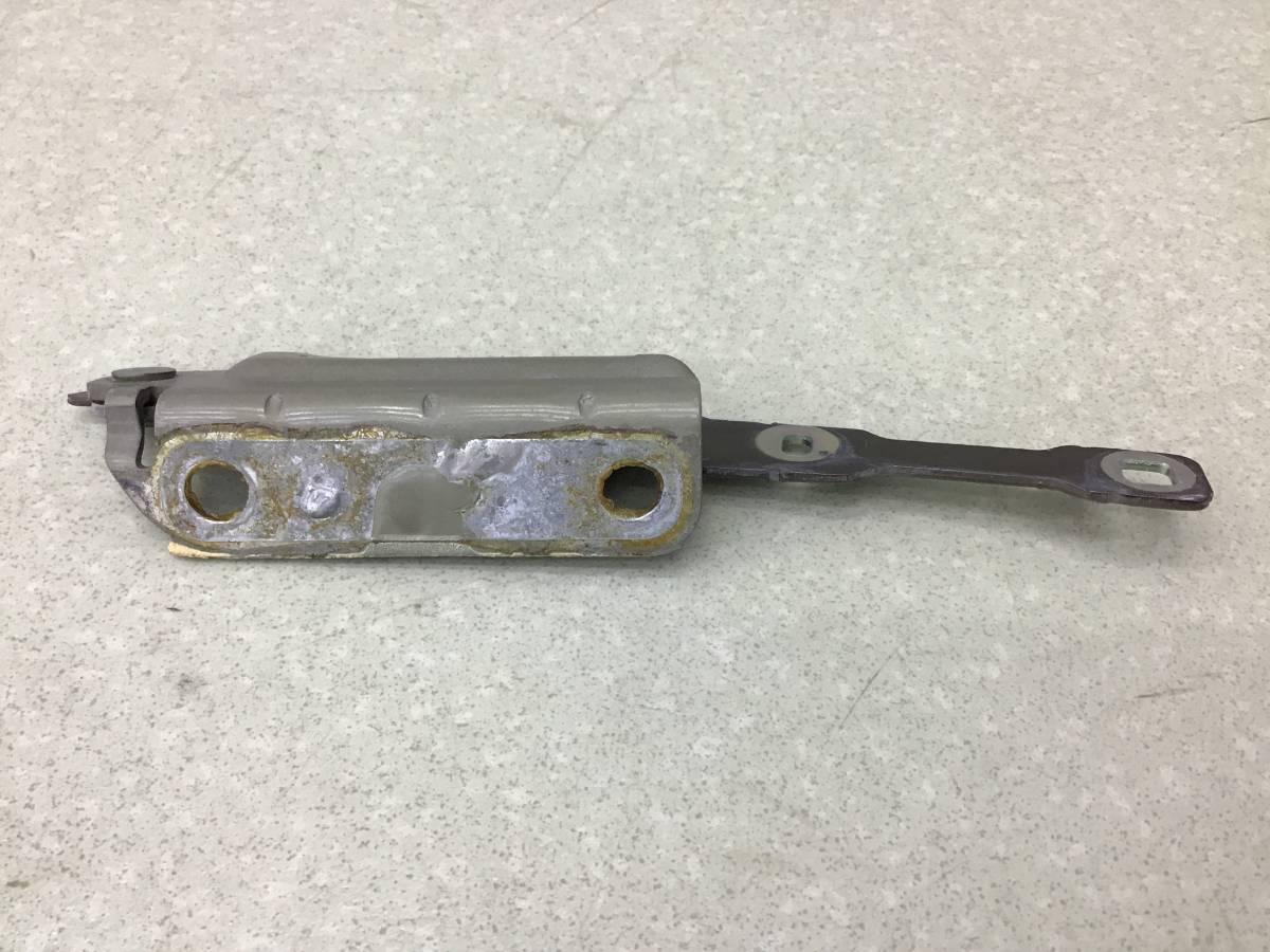 Петля капота правая Renault Logan (2) 2014>