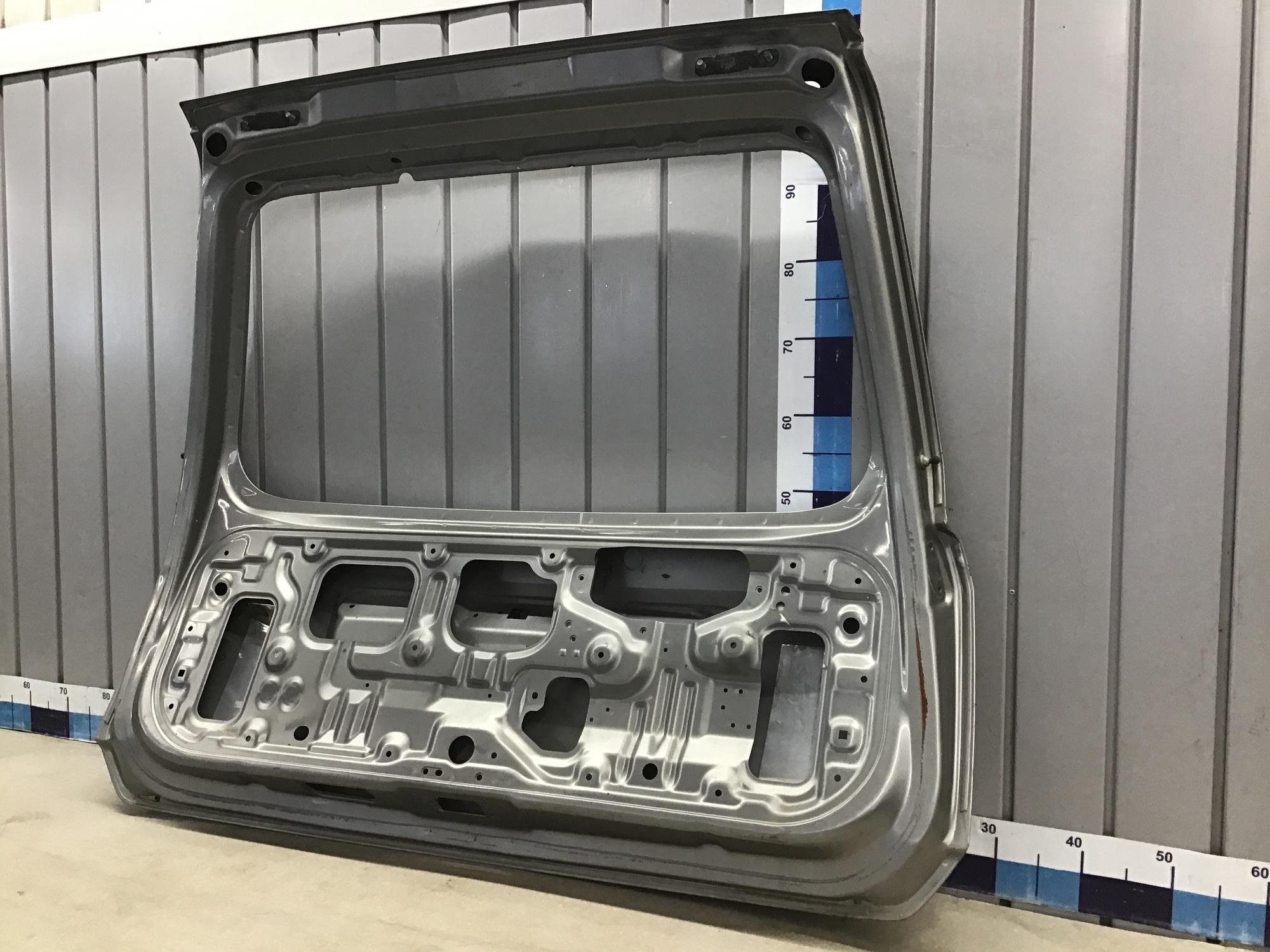 Дверь багажника, Nissan X-Trail (T30) 2001-2006 Дверь багажника, Nissan X-Trail (T30) 2001-2006