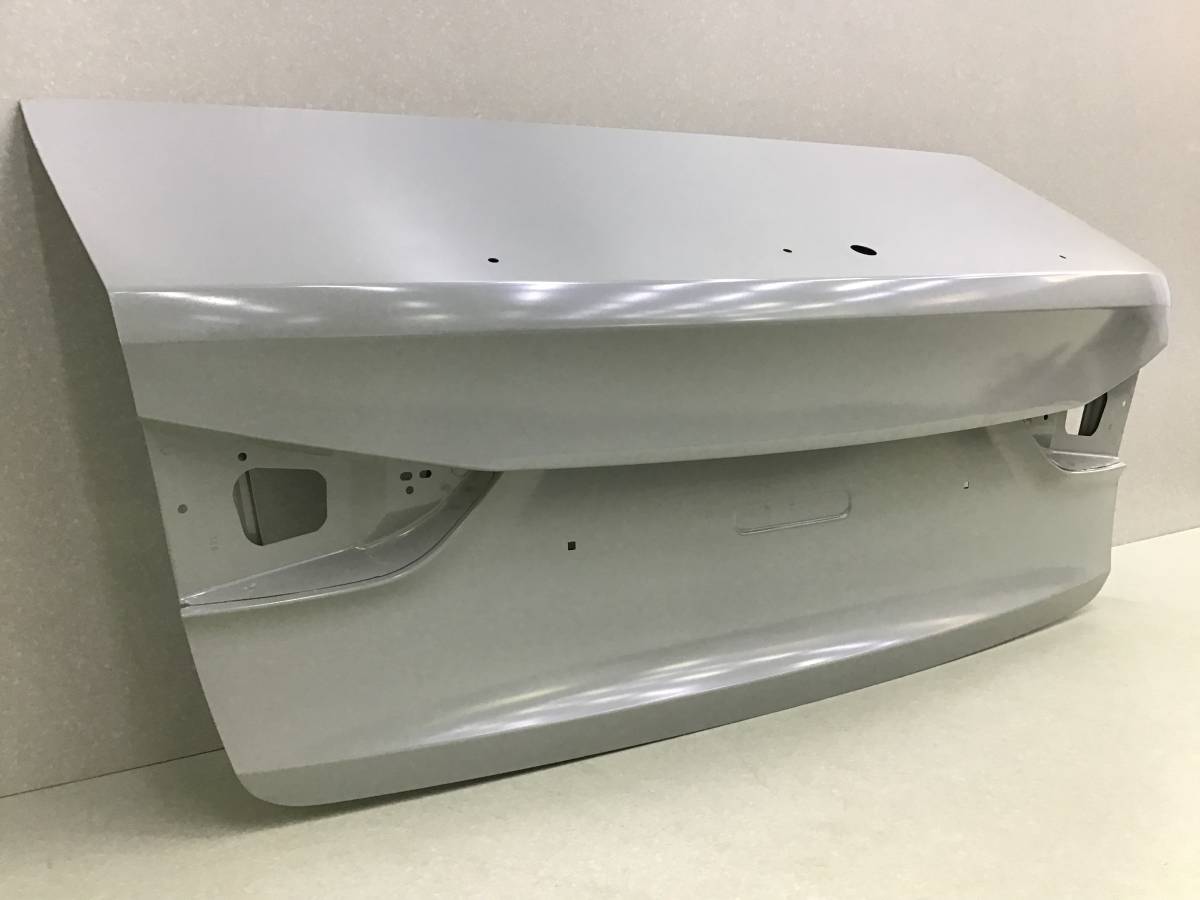 Крышка багажника Lada Vesta (2180) 2015-н.в.