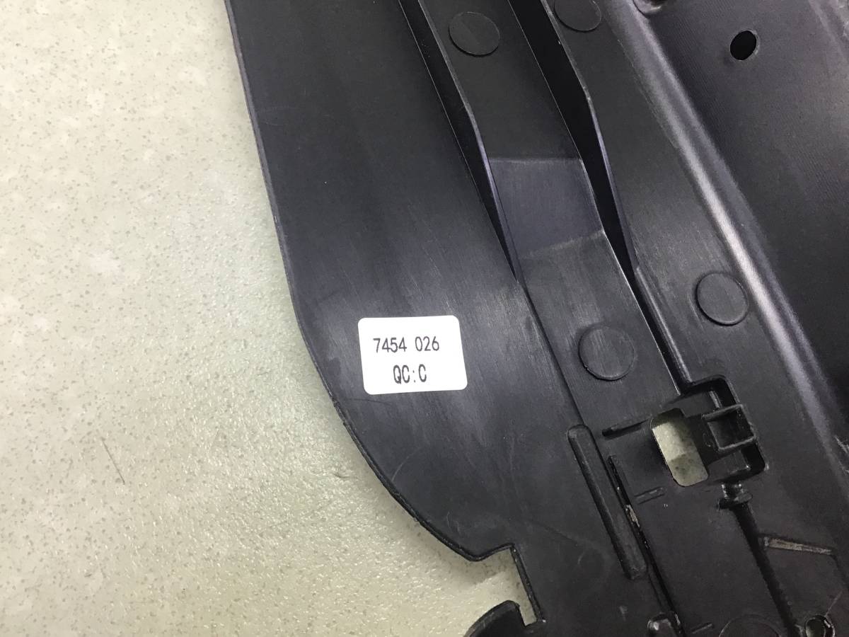 Воздуховод радиатора BMW X7 G07 2018>