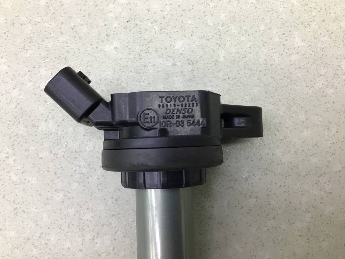 Катушка зажигания Toyota Corolla (NRE180) 2013-2019 Катушка зажигания Toyota Corolla (NRE180) 2013-2019
