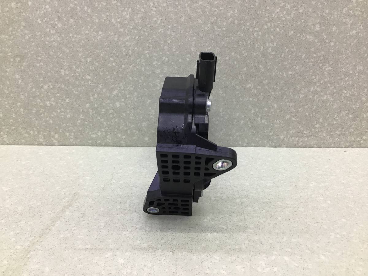 Педаль газа Toyota Rav 4 (A40) 2013>