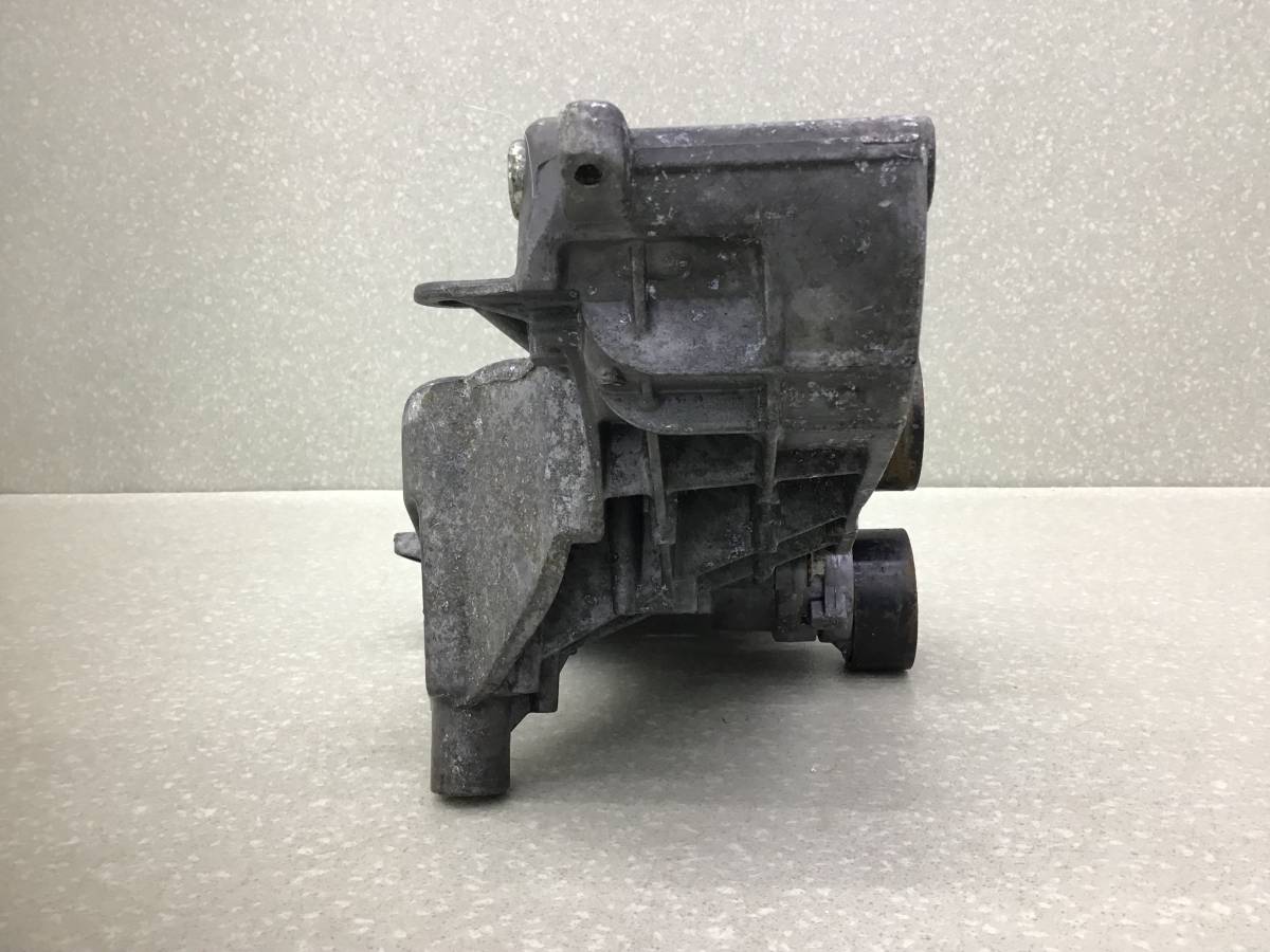 Кронштейн генератора Renault Duster (HS) 2010-2021 Кронштейн генератора Renault Duster (HS) 2010-2021