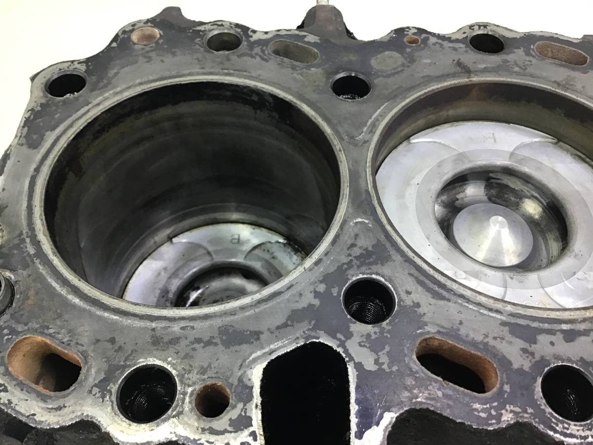 Блок двигателя Toyota Land Cruiser Prado 3 (GRJ120W) 2002-2009 Блок двигателя Toyota Land Cruiser Prado 3 (GRJ120W) 2002-2009