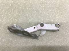 Петля капота правая Toyota Caldina (T210) 1997-2002
