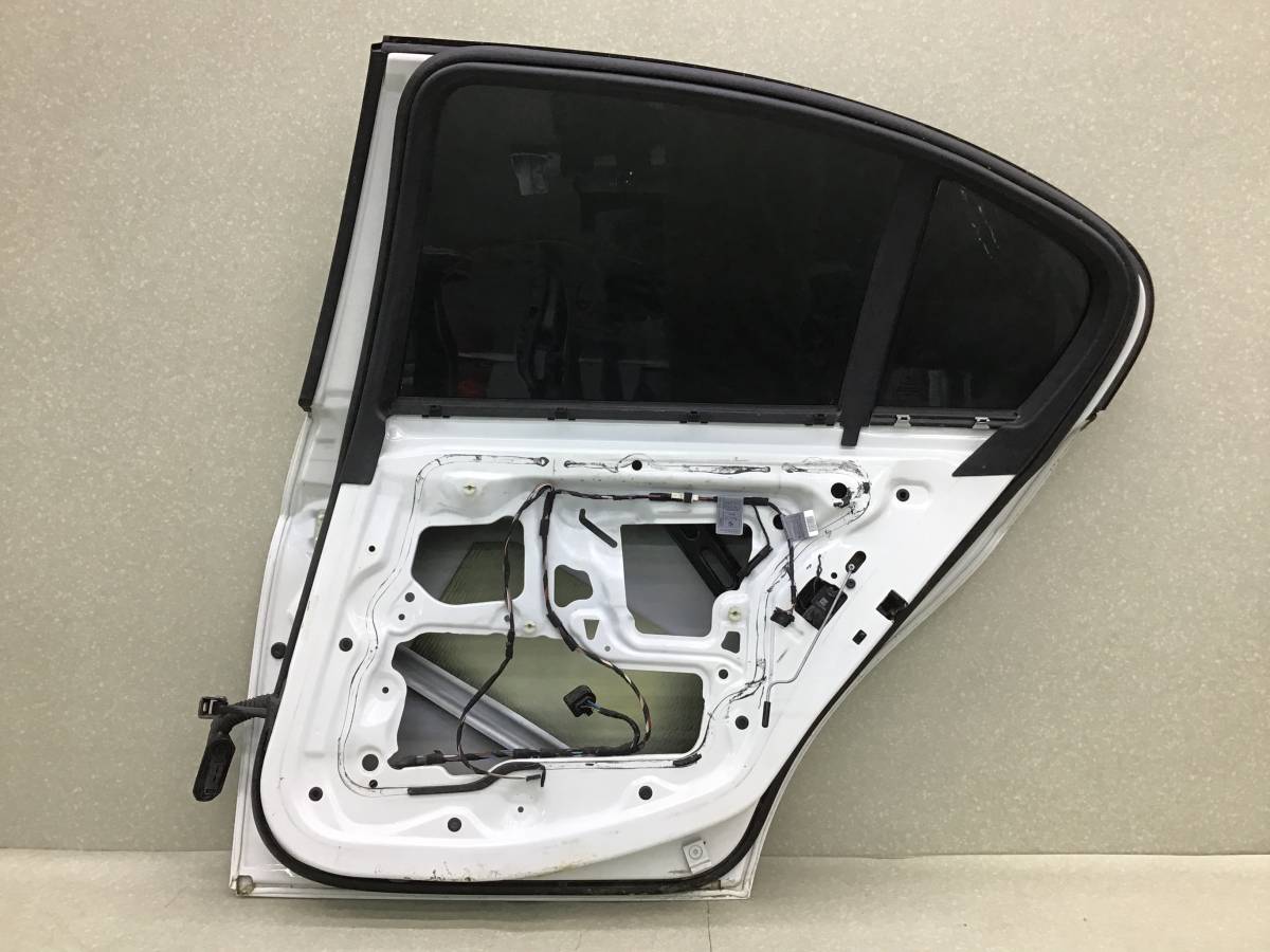Дверь задняя правая BMW 3-series E90/E91 2005-2011 Дверь задняя правая BMW 3-series E90/E91 2005-2011