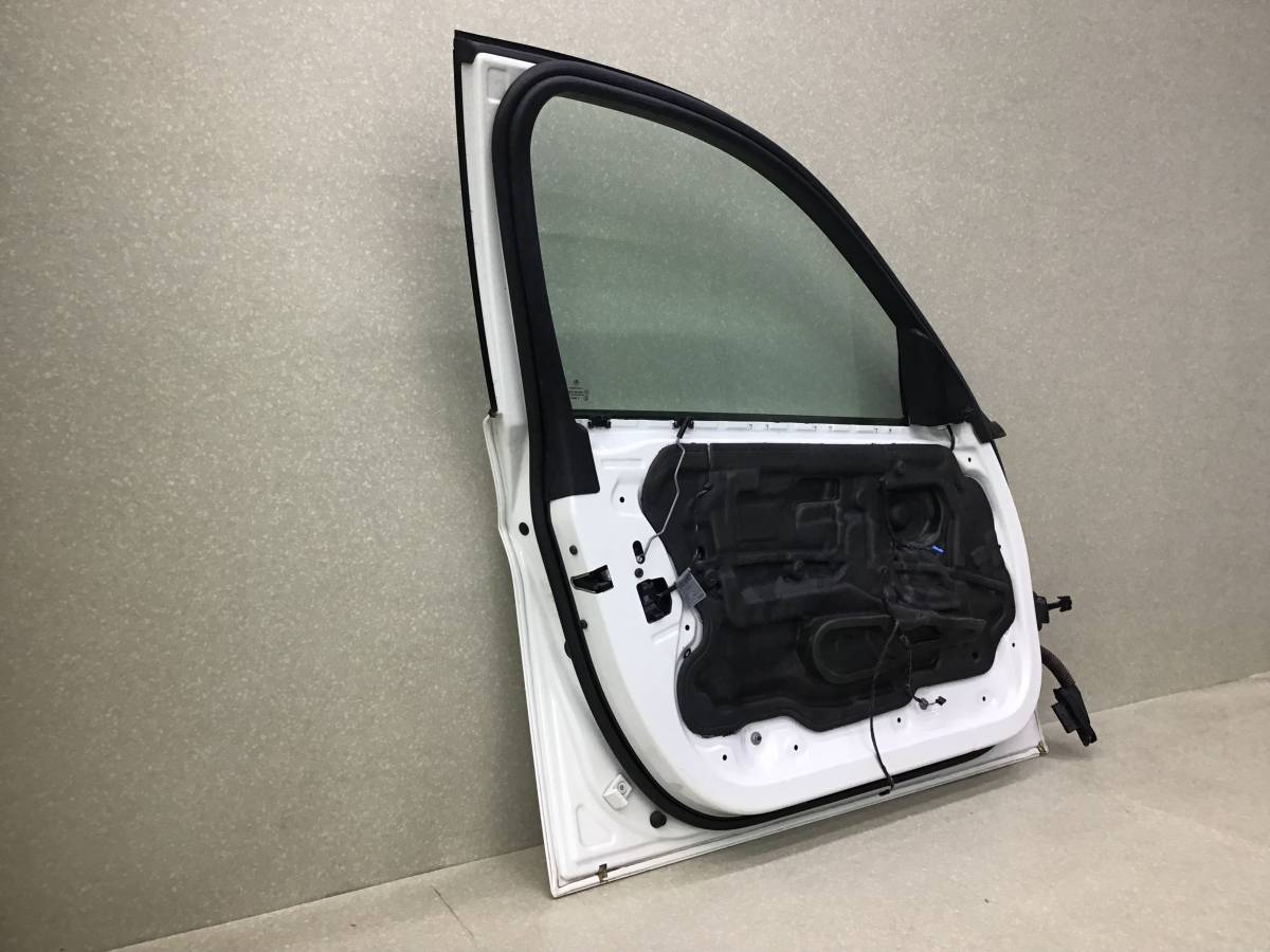 Дверь передняя левая BMW 3-series E90/E91 2005-2011 Дверь передняя левая BMW 3-series E90/E91 2005-2011
