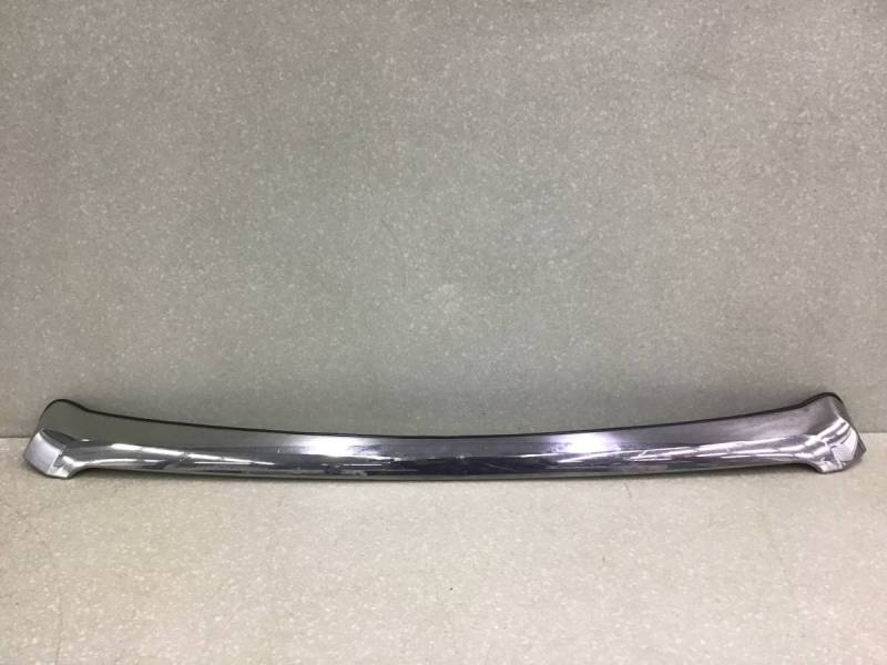 Молдинг капота Toyota Land Cruiser Prado (J150) 2009> Молдинг капота Toyota Land Cruiser Prado (J150) 2009>
