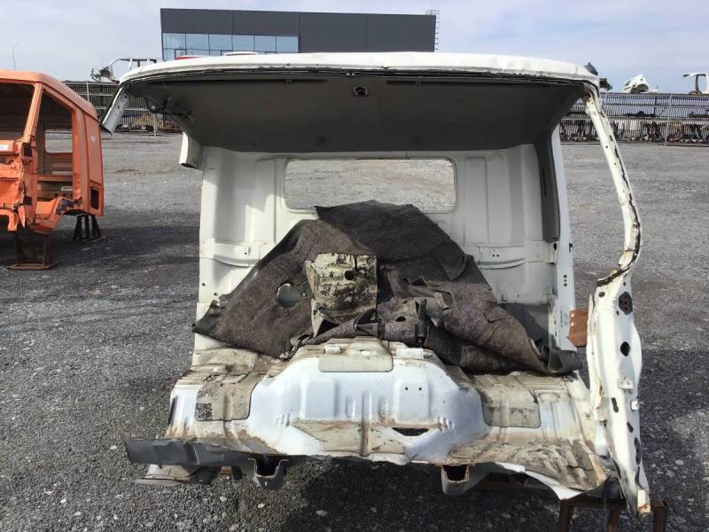 Кабина Hino 300 2011 - н.в. Кабина Hino 300 2011 - н.в.