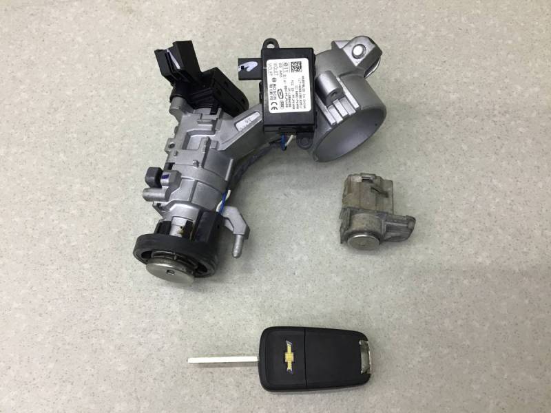 Замок зажигания (комплект) Chevrolet Cruze (J300) 2009-2016 Замок зажигания (комплект) Chevrolet Cruze (J300) 2009-2016