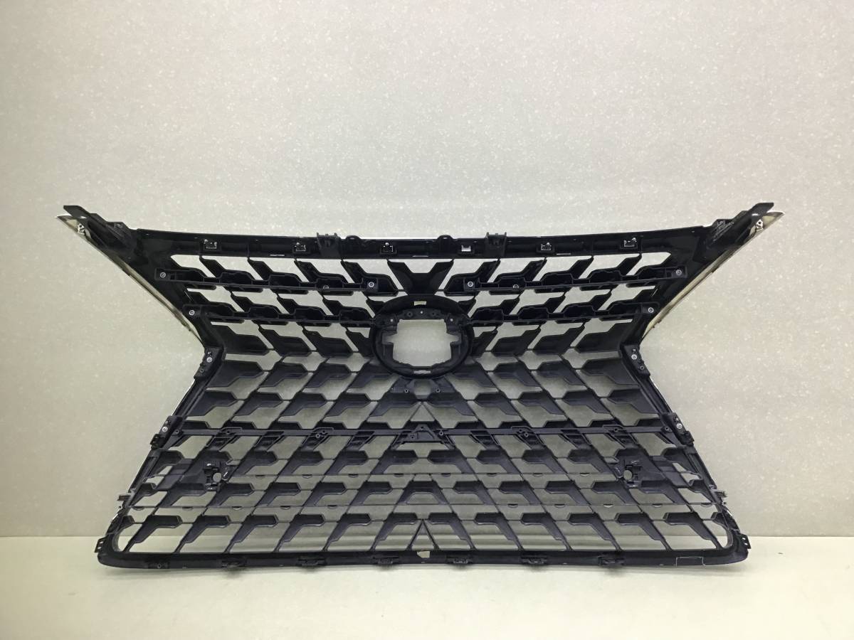 Решетка радиатора Lexus GX460 (URJ150) 2009-н.в.