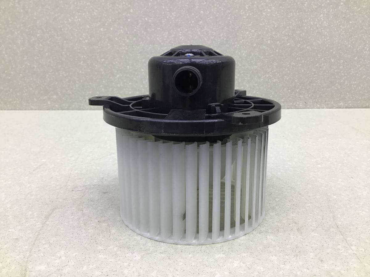 Моторчик отопителя Mitsubishi Pajero/Montero Sport (KS) 2015>