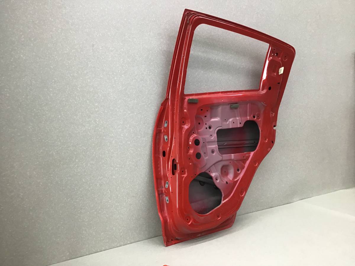 Дверь задняя правая Chevrolet Aveo T300 2011-2015 Дверь задняя правая Chevrolet Aveo T300 2011-2015