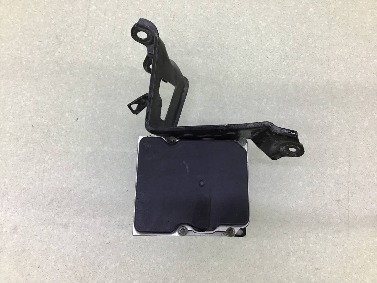 Блок ABS (насос) Toyota Venza (V10) 2009-2017 Блок ABS (насос) Toyota Venza (V10) 2009-2017