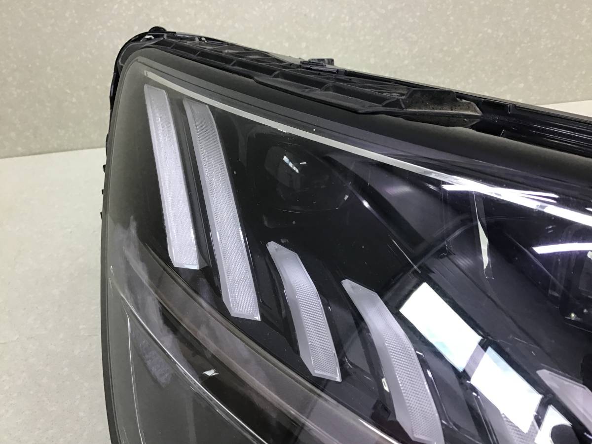 Фара правая Audi Q8 (4MN) 2018-н.в.