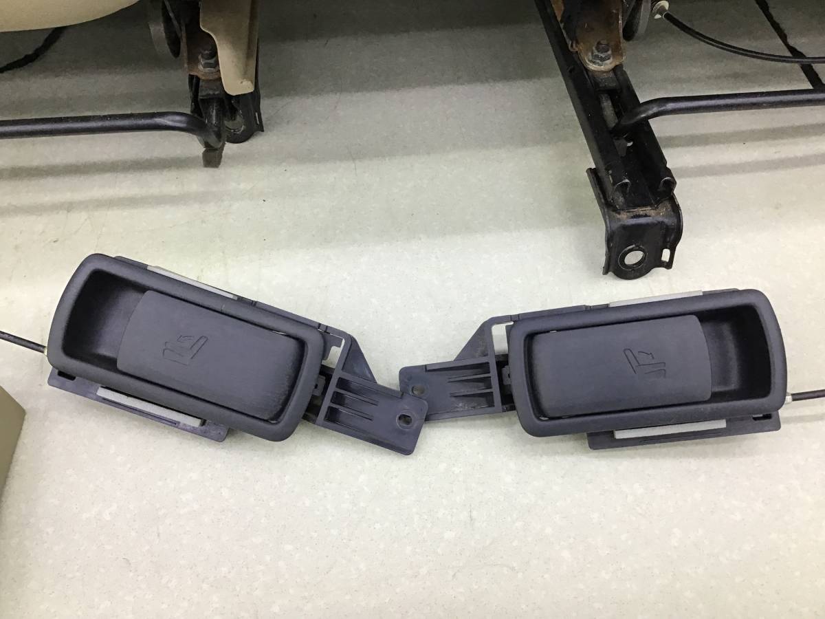Сиденье (комплект) Toyota Rav 4 (A30) 2006-2013 Сиденье (комплект) Toyota Rav 4 (A30) 2006-2013