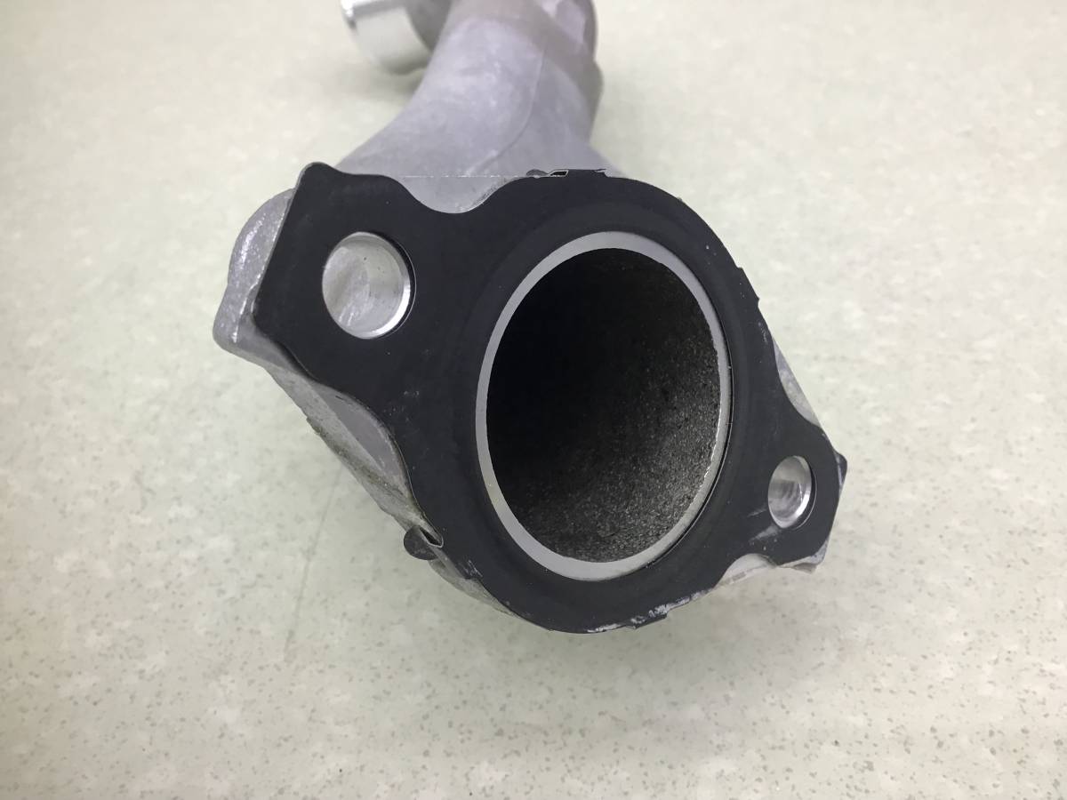 Патрубок турбины  Toyota Land Cruiser (J300) 2021>