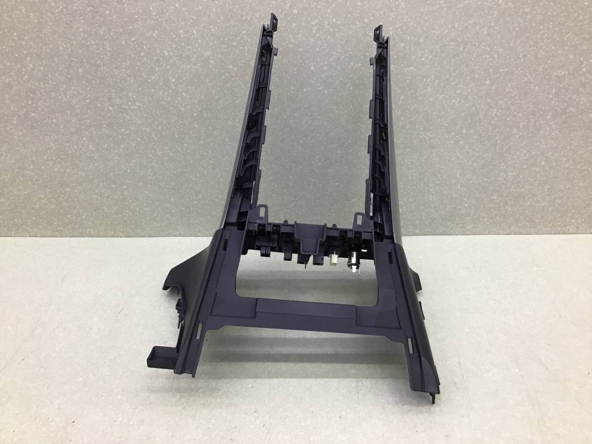 Накладка торпедо Mitsubishi Pajero/Montero Sport (KS) 2015>