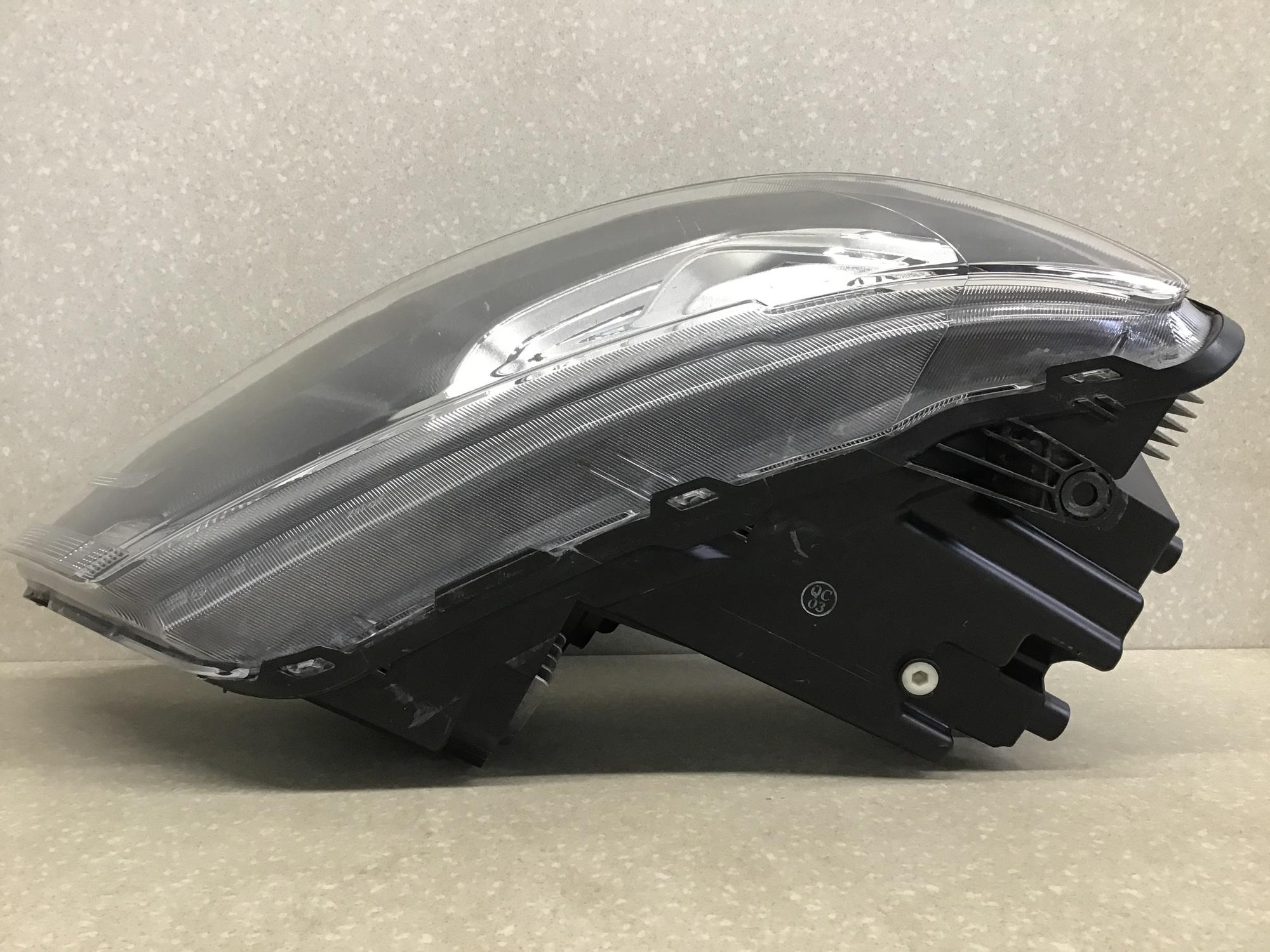 Фара правая Geely Atlas (NL3) 2016-2022