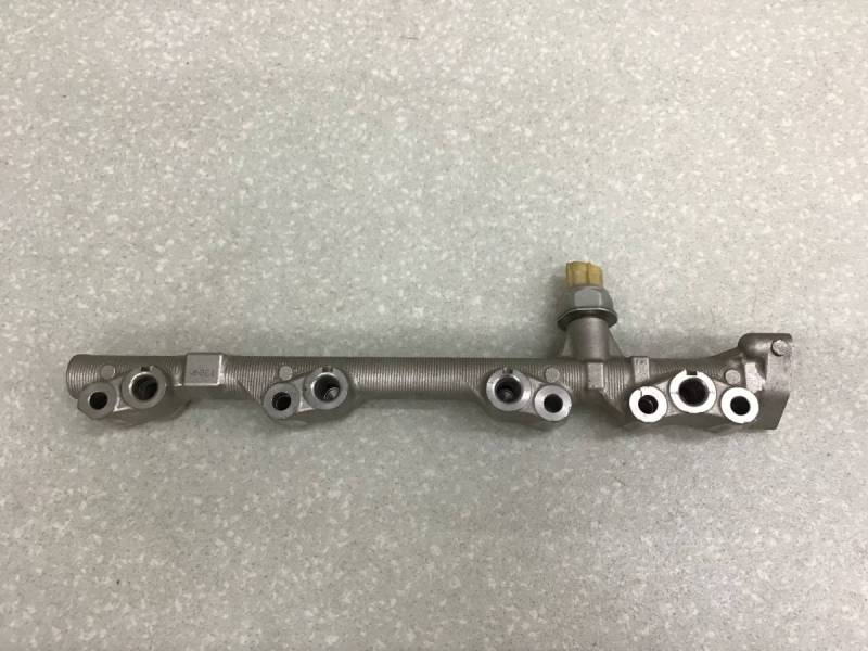 Рейка топливная (рампа) Nissan Juke (F15) 2011>