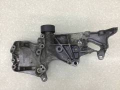 Кронштейн генератора Renault Logan (1) 2005-2014