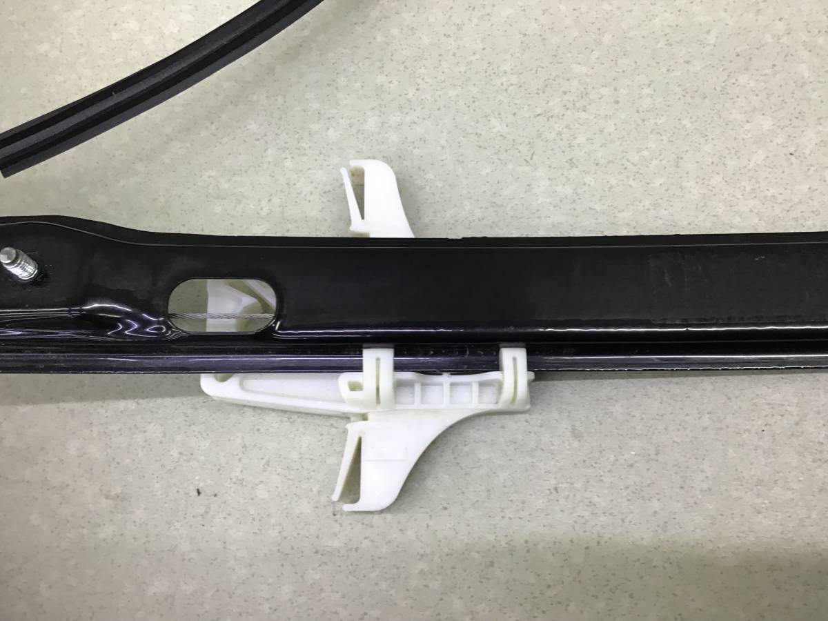 Стеклоподъемник электр. задний левый Skoda Rapid 2 2019-2023