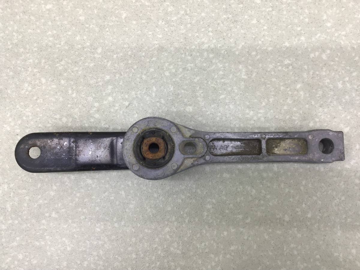Опора двигателя задняя Volkswagen Jetta (1K) 2006-2011 Опора двигателя задняя Volkswagen Jetta (1K) 2006-2011