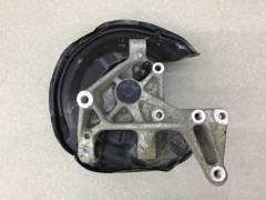 Кулак поворотный задний левый Volkswagen Passat B6 2005-2010