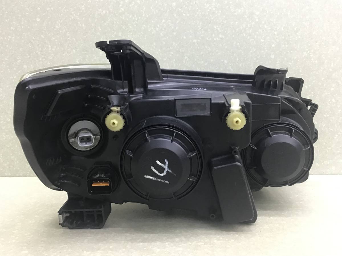 Фара левая Chevrolet Aveo T300 2011-2015 Фара левая Chevrolet Aveo T300 2011-2015