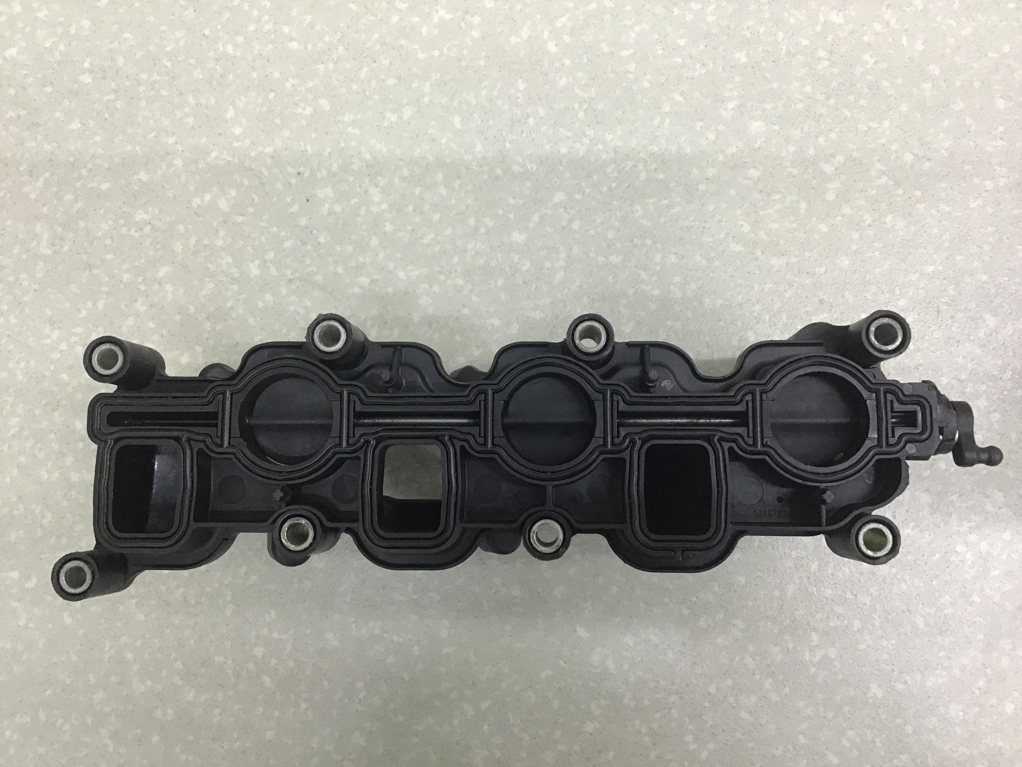 Коллектор впускной Audi A6 (C6) 2005-2011 Коллектор впускной Audi A6 (C6) 2005-2011
