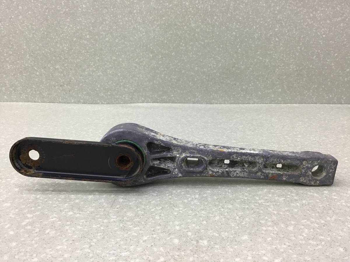 Опора двигателя задняя Volkswagen Tiguan (5N1) 2007-2011