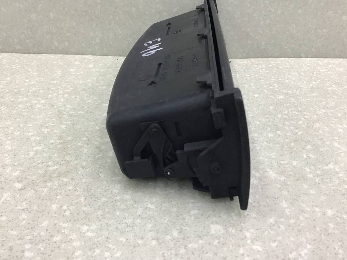 Ящик передней консоли BMW 3-series E46 1998-2005 Ящик передней консоли BMW 3-series E46 1998-2005