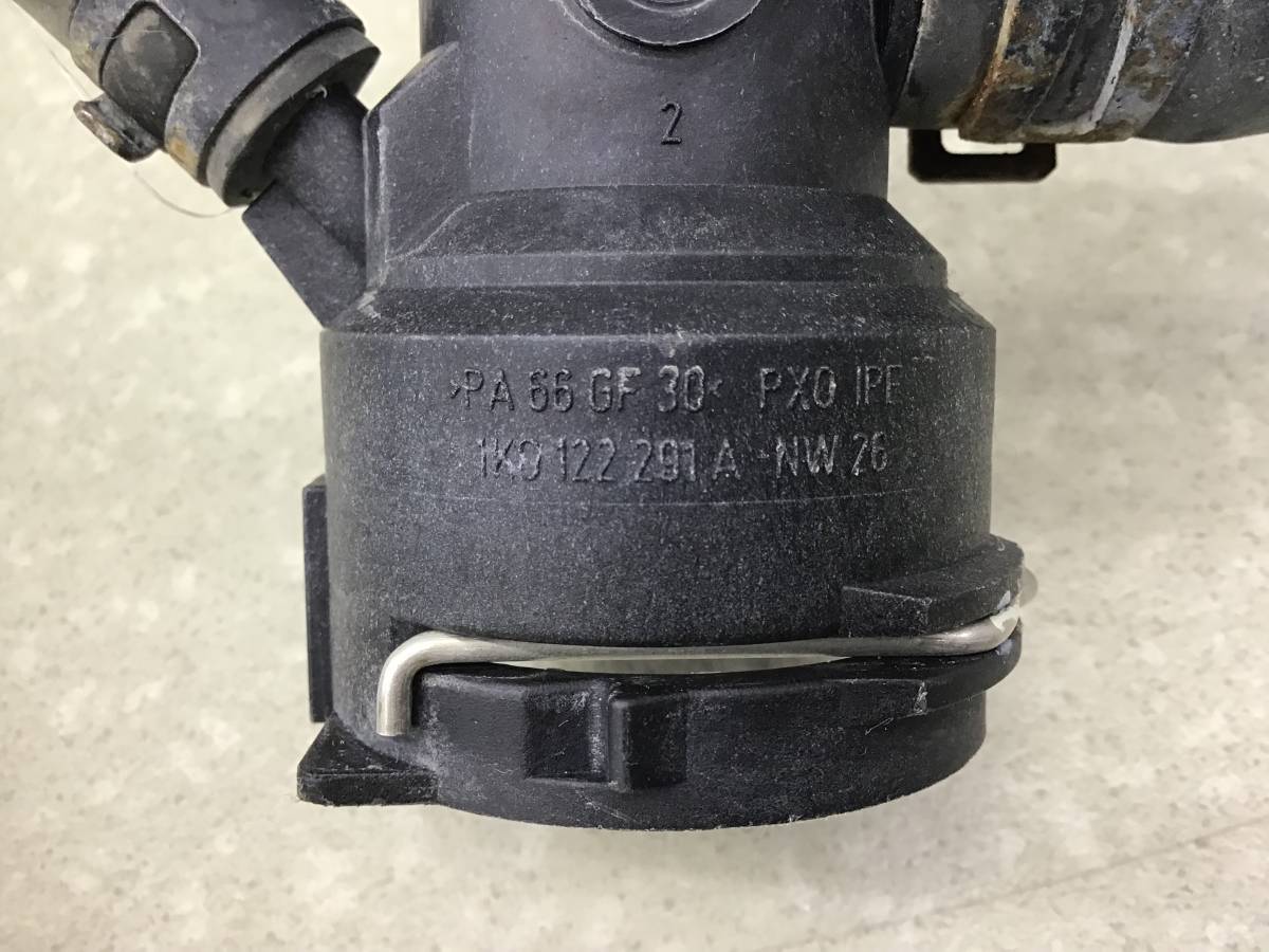 Патрубок радиатора охлаждения Seat Leon (1P1) 2005-2013