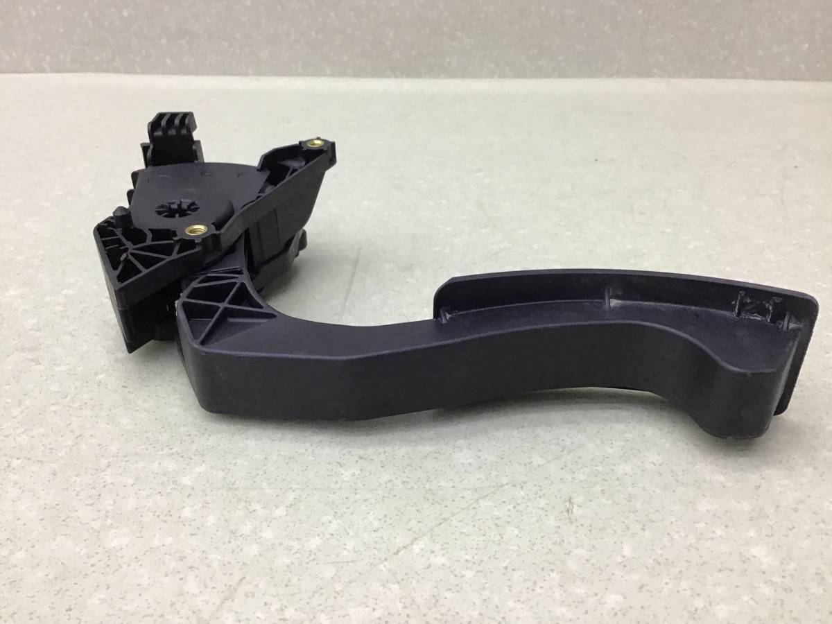 Педаль газа Renault Duster (HS) 2010-2021