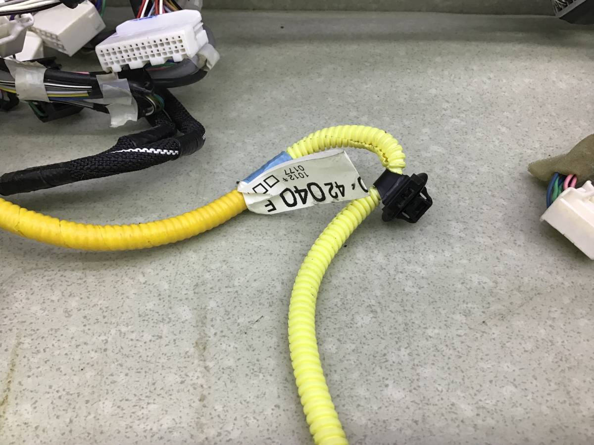 Проводка салона Toyota Rav 4 (A40) 2013>