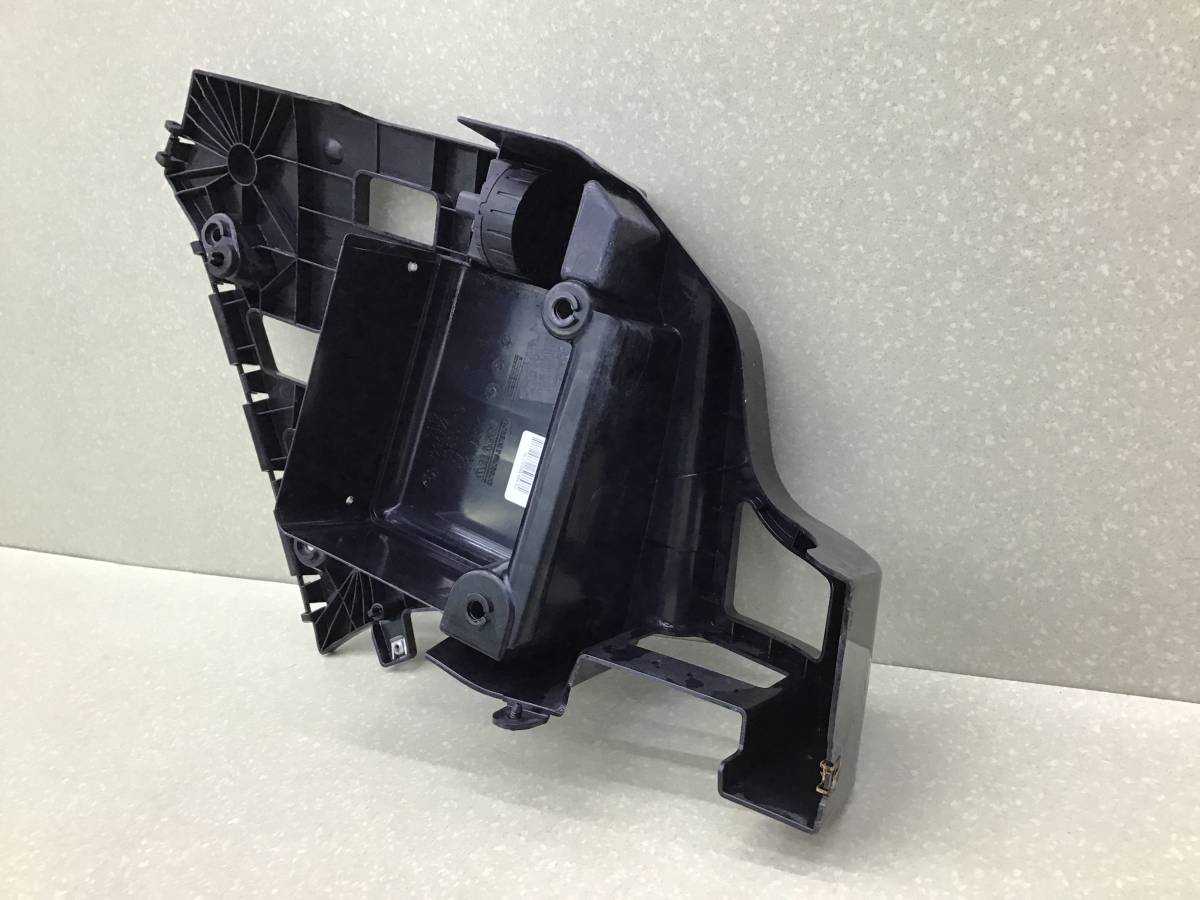 Кронштейн заднего бампера правый BMW X5 F15/F85 2013> Кронштейн заднего бампера правый BMW X5 F15/F85 2013>