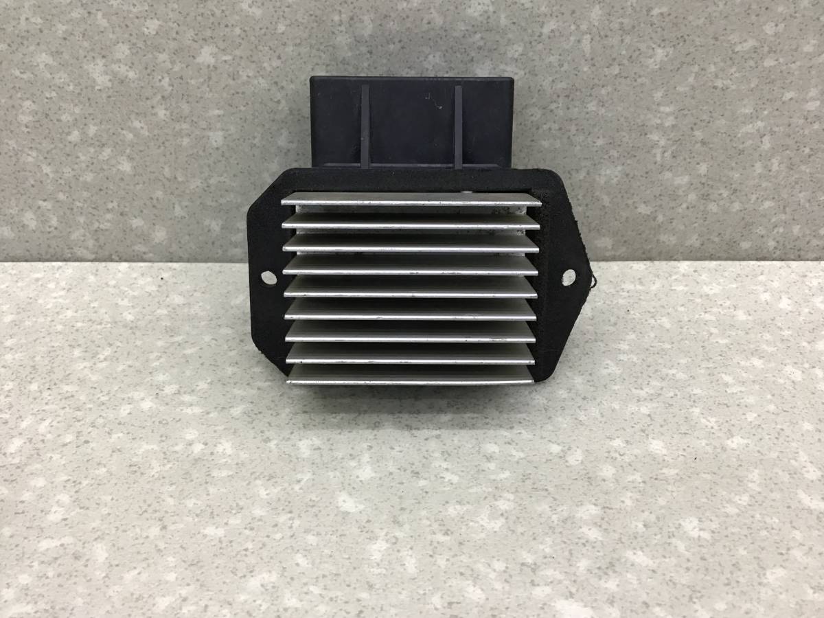 Резистор отопителя Toyota Avensis (T250) 2003-2009 Резистор отопителя Toyota Avensis (T250) 2003-2009