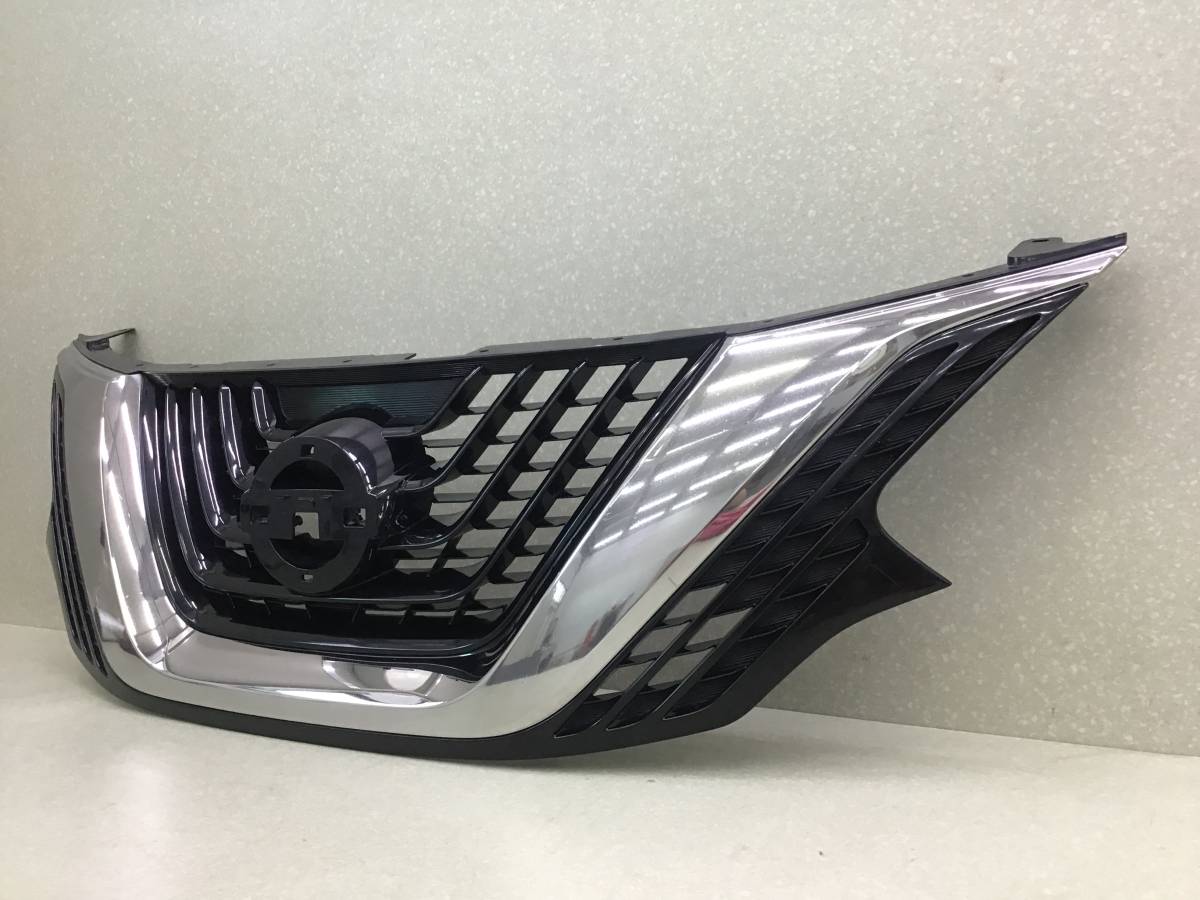 Решетка радиатора Nissan Murano (Z52) 2015> Решетка радиатора Nissan Murano (Z52) 2015>