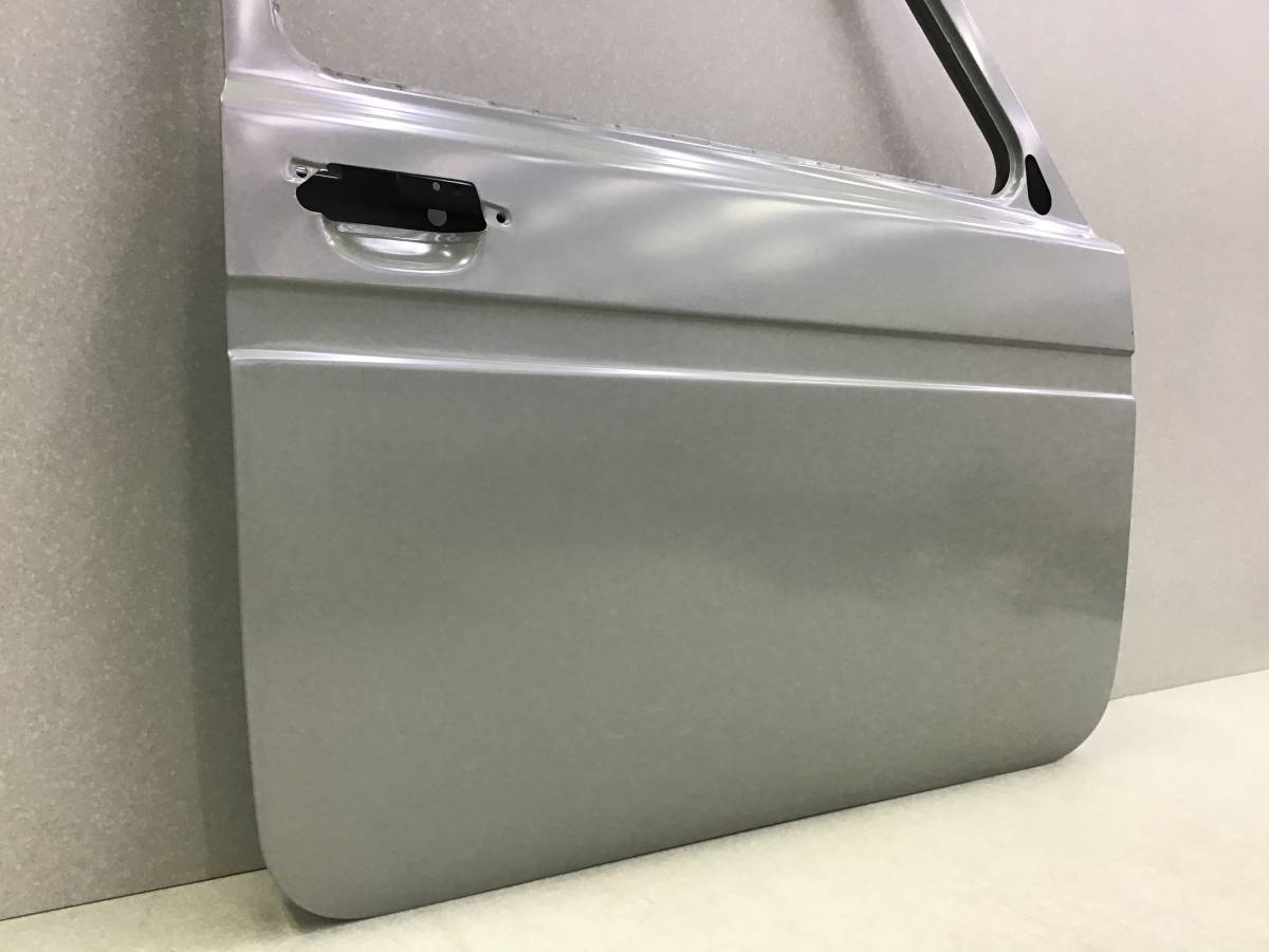 Дверь передняя правая Lada Niva (2121) 1977-2021