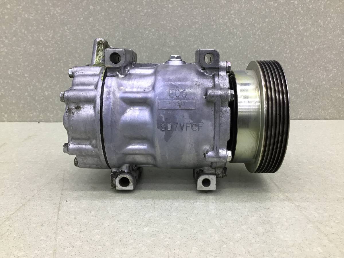 Радиатор кондиционера (конденсер) Renault Sandero 1 (BS1Y) 2009-2014