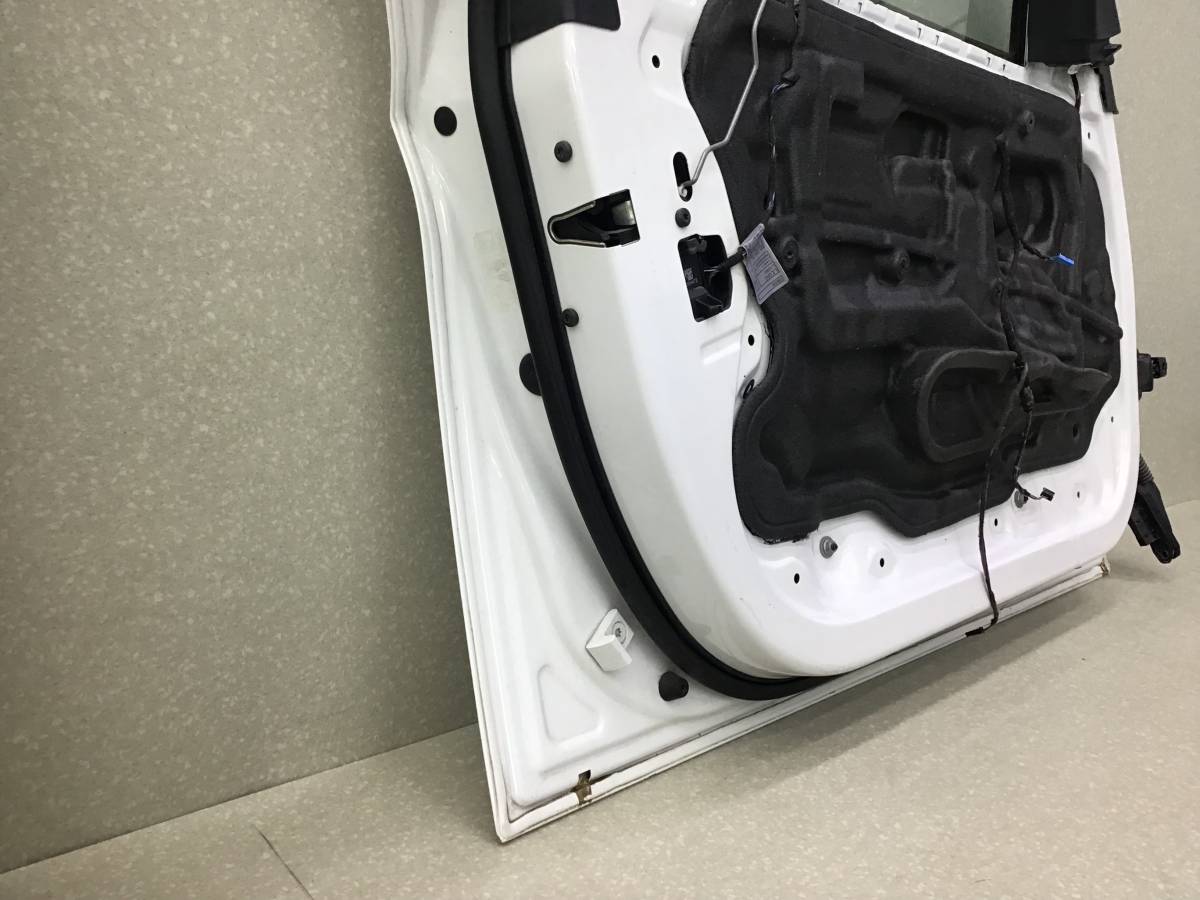 Дверь передняя левая BMW 3-series E90/E91 2005-2011 Дверь передняя левая BMW 3-series E90/E91 2005-2011