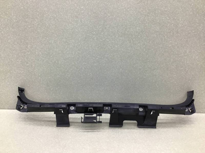 Кронштейн заднего бампера BMW 3-series E90/E91 2005-2011 Кронштейн заднего бампера BMW 3-series E90/E91 2005-2011