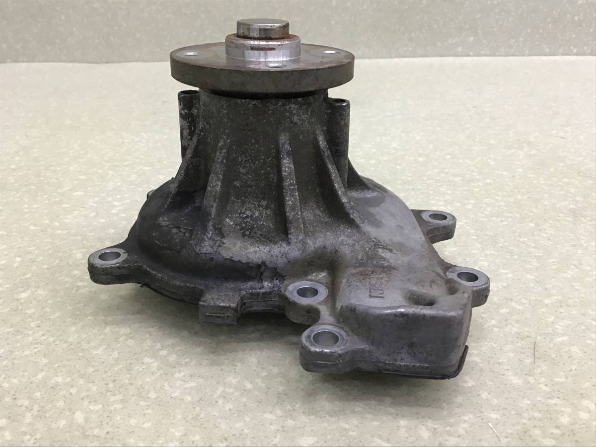 Насос водяной (помпа) Isuzu NQR 2005>