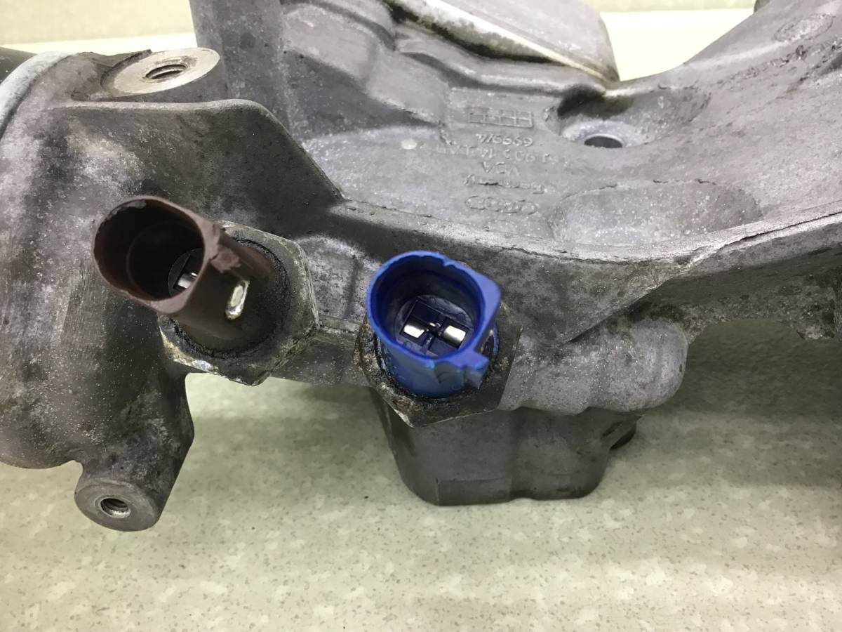 Кронштейн генератора Volkswagen Passat B6 2005-2010 Кронштейн генератора Volkswagen Passat B6 2005-2010