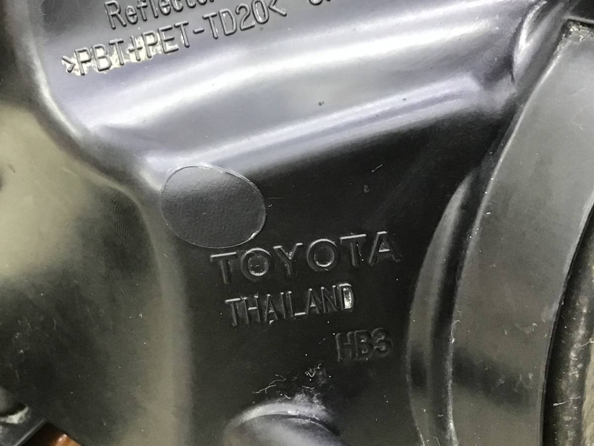 Фара правая Toyota Hilux (GUN125L, GUN126L, TGN126) 2015-н.в. Фара правая Toyota Hilux (GUN125L, GUN126L, TGN126) 2015-н.в.