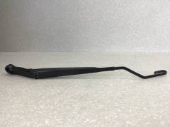 Поводок стеклоочистителя передний левый Nissan Primera (P12) 2002-2007