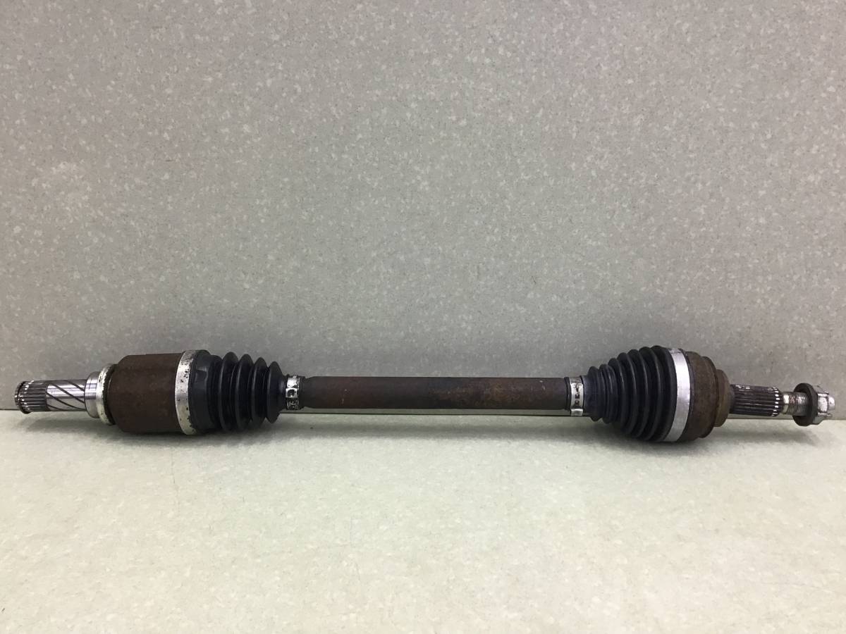 Полуось передняя левая Renault Logan (2) 2014>