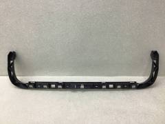 Направляющая заднего бампера Volkswagen Passat B6 2005-2010